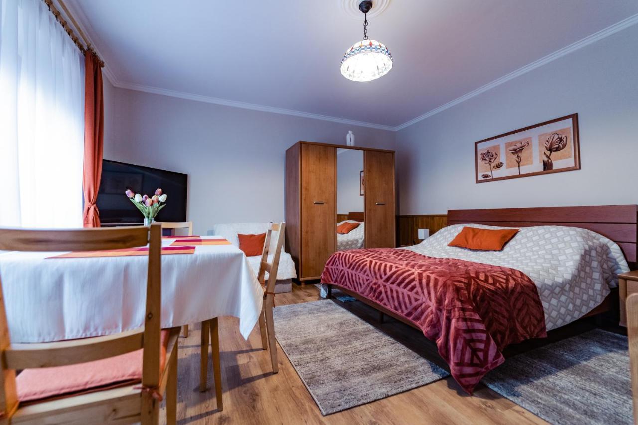 Estike Apartman ギュラ エクステリア 写真