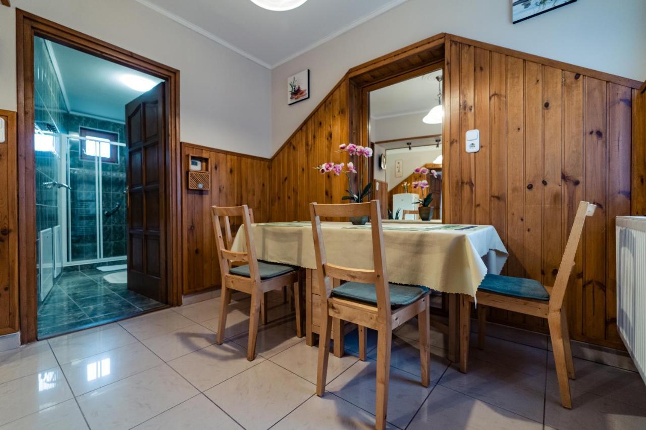 Estike Apartman ギュラ エクステリア 写真