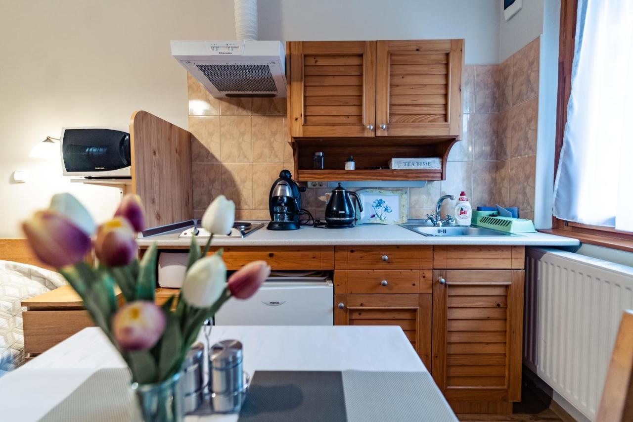 Estike Apartman ギュラ エクステリア 写真