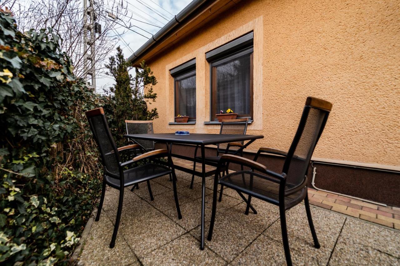 Estike Apartman ギュラ エクステリア 写真